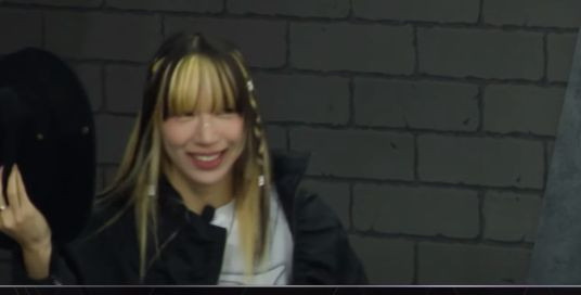 Nữ vũ công người Hàn Bada Lee.