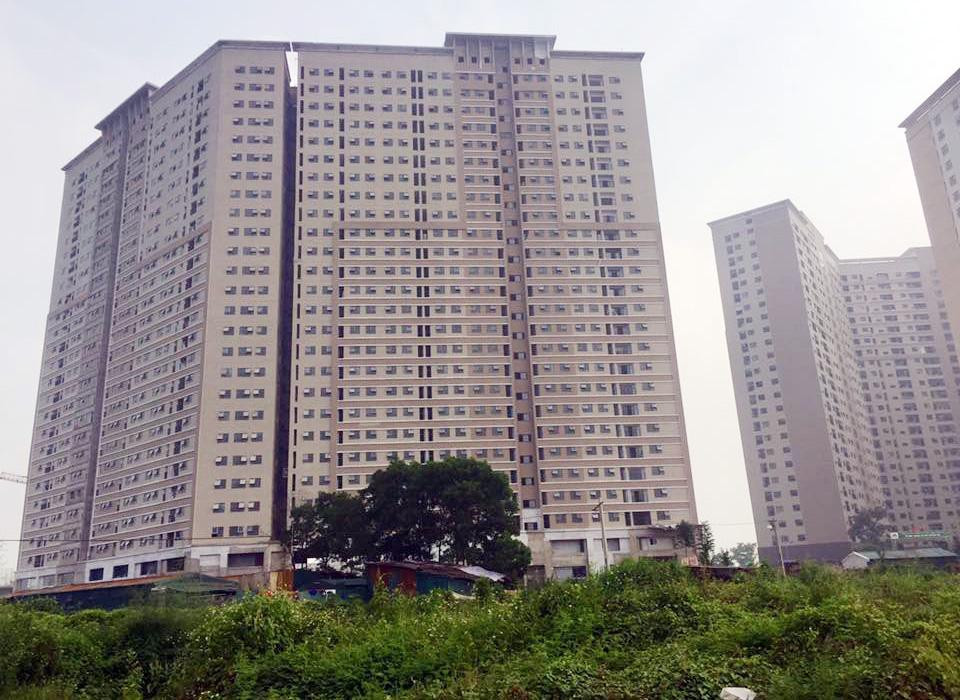 Tầng kỹ thuật tại các tòa nhà F,G, H, K, L (KĐT Dương Nội, Hà Đồng), chủ đầu tư ngăn chia không gian tầng kỹ thuật thành một số phòng làm việc, kho chứa. Tầng kỹ thuật tại các tòa nhà F,G, H, K, L (KĐT Dương Nội, Hà Đồng), chủ đầu tư ngăn chia không gian tầng kỹ thuật thành một số phòng làm việc, kho chứa.