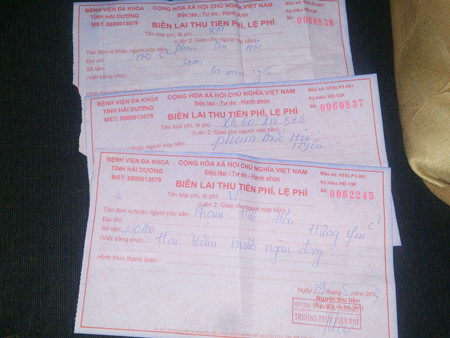 Biên lai thu tiền viện phí của bệnh nhân Hải. Biên lai thu tiền viện phí, lệ phí của bệnh nhân Hải