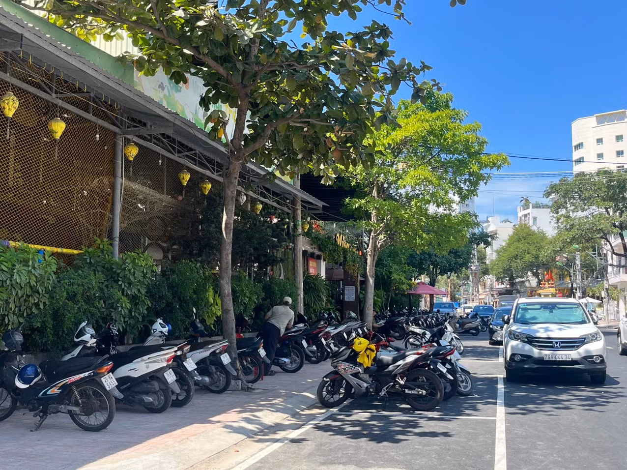 Đất SVĐ 19/8 được cho thuê làm quán cà phê Misa ở đường Phan Chu Trinh, TP Nha Trang.