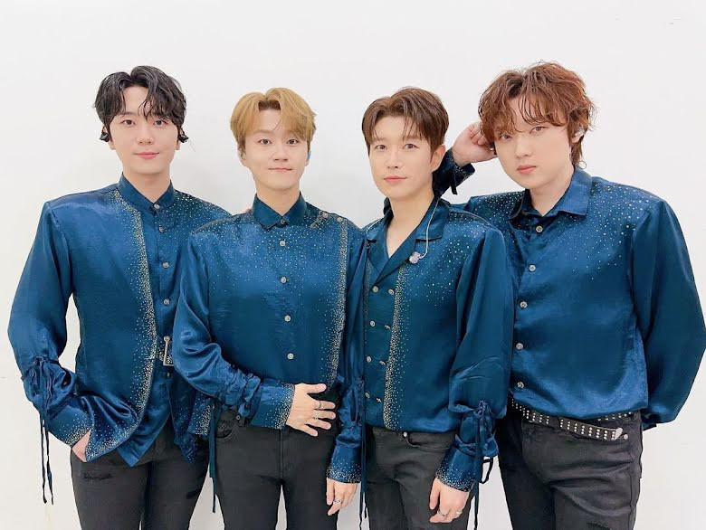 Nhóm nhạc cổ điển: Forestella. Năm 2023, nhóm tổ chức thành công chuyến lưu diễn ở châu Mỹ và được kỳ vọng ngày càng mở rộng sân khấu K-Crossover (nhóm nhạc cổ điển Hàn Quốc) trên toàn cầu. Nhóm nhạc cổ điển: Forestella. Năm 2023, nhóm tổ chức thành công chuyến lưu diễn ở châu Mỹ và được kỳ vọng ngày càng mở rộng sân khấu K-Crossover (nhóm nhạc cổ điển Hàn Quốc) trên toàn cầu.