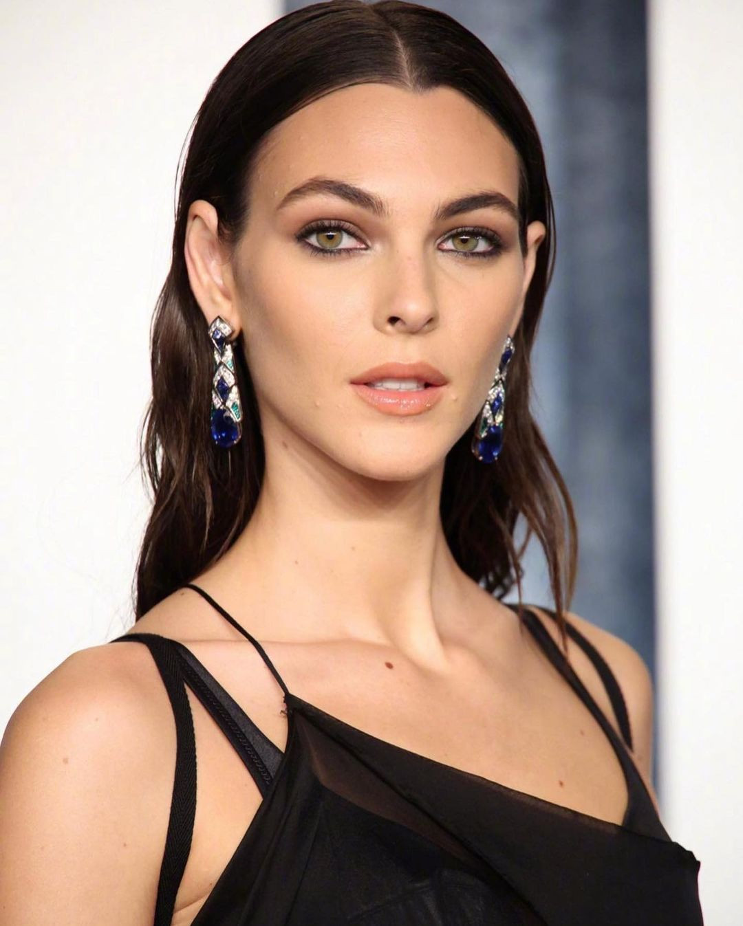 Kể từ đó, người mẫu trẻ xuất hiện trên trang bìa và sàn diễn của các thương hiệu lớn như Vogue, Dolce &amp; Gabbana, Versace, Chanel, Burberry, Fendi, Alexander Wang, Tom Ford và nhiều hơn nữa. Ảnh: IG.