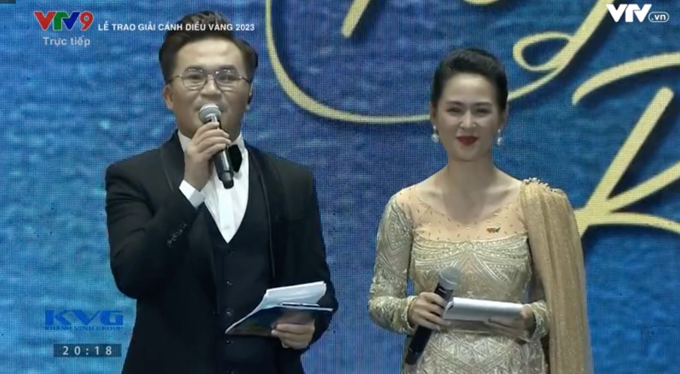 Dẫn dắt chương trình là hai MC Đại Nghĩa và Thúy Hằng.