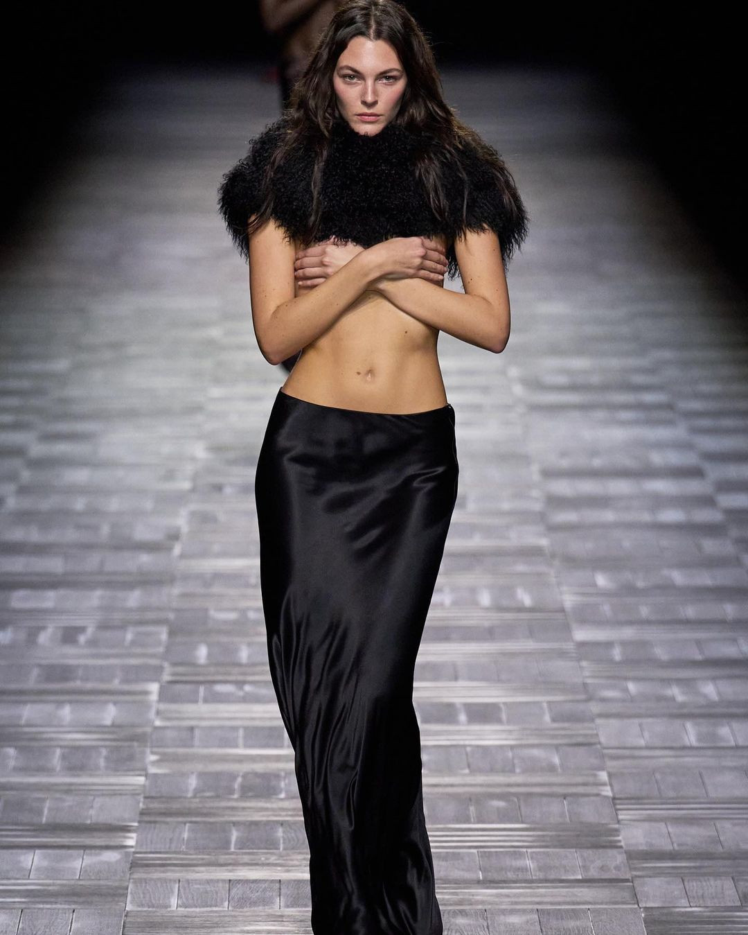 Ceretti có hơn 1,5 triệu người theo dõi trên mạng xã hội. Cô thường chia sẻ hình ảnh về công việc trên đường băng hay trong các buổi chụp quảng cáo và cuộc sống đời thường trên trang cá nhân. Ảnh: IG.