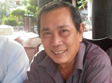 Ông Đức hiện không nghề nghiệp, hằng ngày ra ngồi uống càphê tại khách sạn-nhà hàng Công tử Bạc Liêu. Ảnh: Nhật Hồ. Ông Đức hiện không nghề nghiệp, hằng ngày ra ngồi uống càphê tại khách sạn-nhà hàng Công tử Bạc Liêu. Ảnh: Nhật Hồ