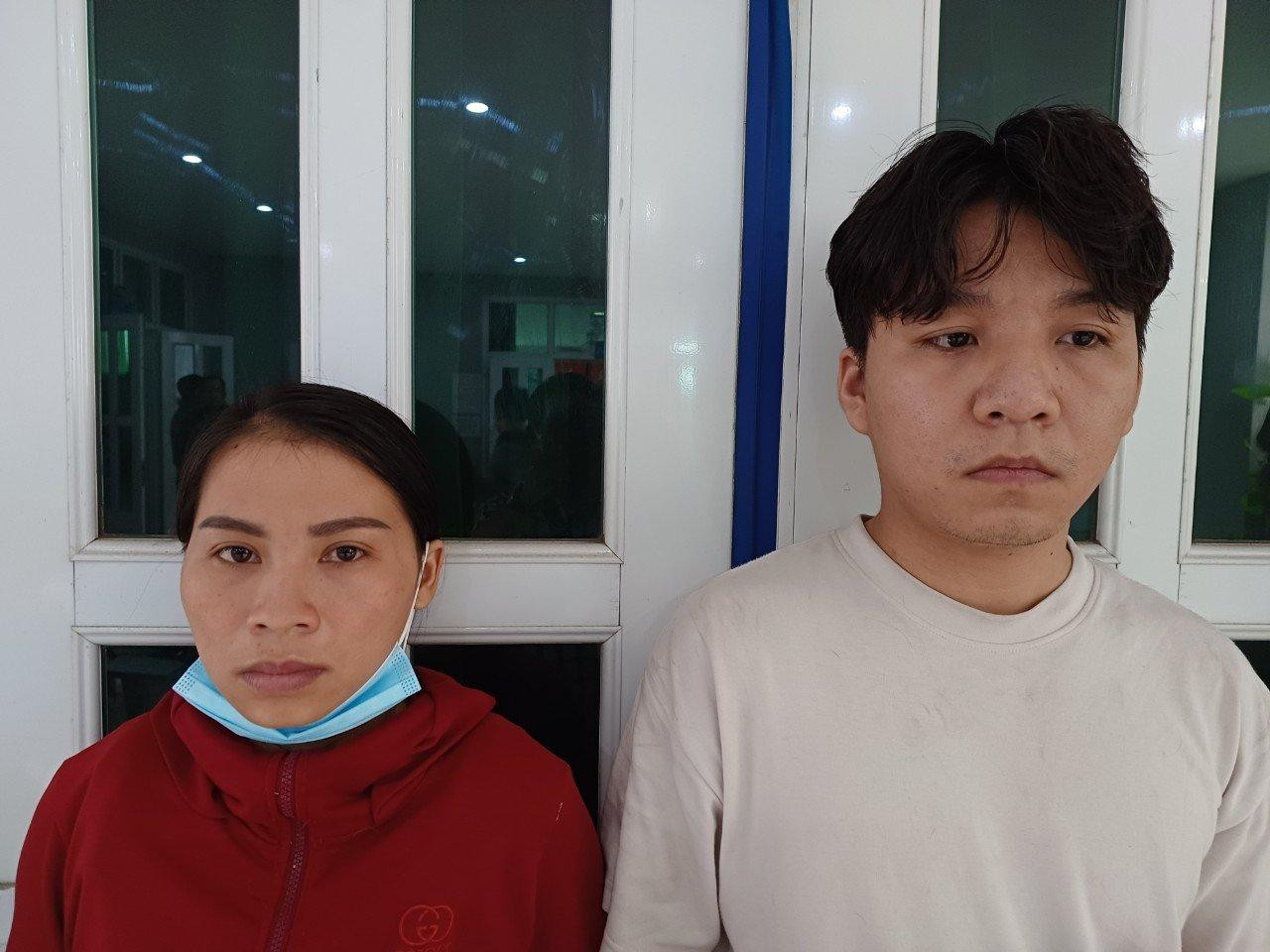 Nguyễn Quốc Đạt và Lê Thị Thanh Sáu tại cơ quan công an. Nguyễn Quốc Đạt và Lê Thị Thanh Sáu tại cơ quan công an.