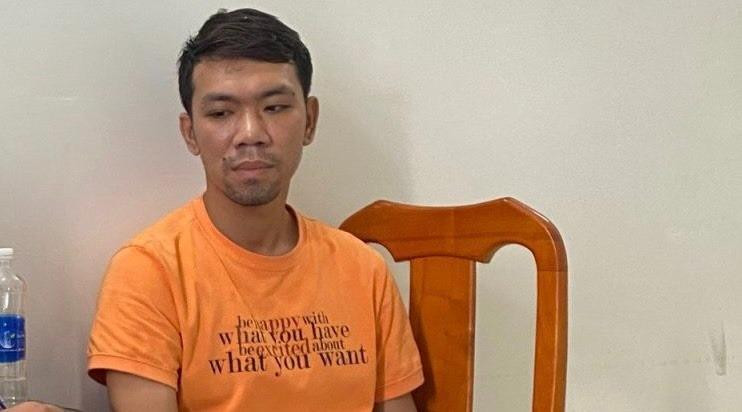 Đỗ Tấn Lộc tại cơ quan công an. Đỗ Tấn Lộc tại cơ quan công an.