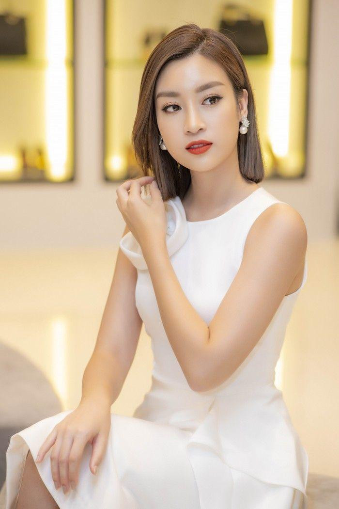 Có thể thấy, dù sở hữu mái tóc dài hay ngắn ngang vai thì các nàng hậu vẫn cho thấy thần thái rạng rời, gương mặt xinh đẹp và ấn tượng.