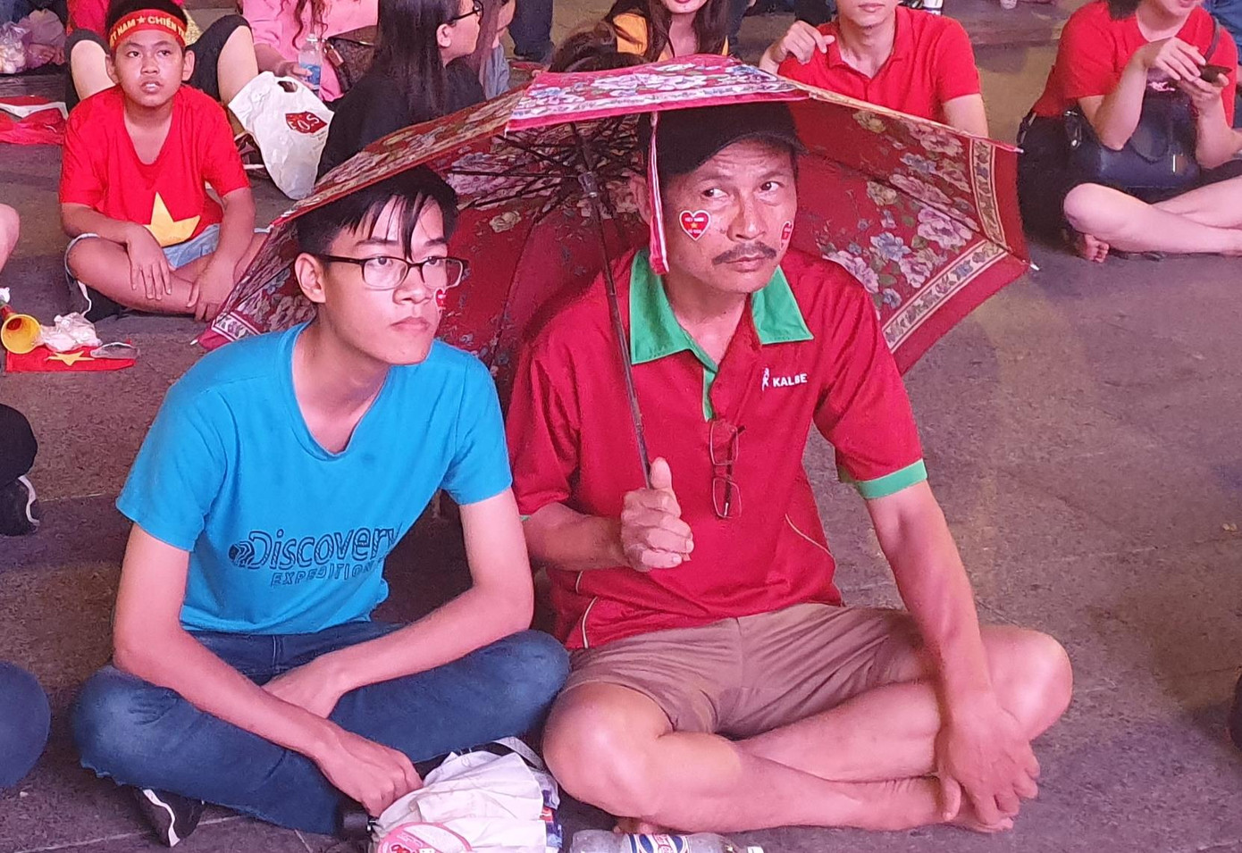 Anh Đức ghi bàn phút bù giờ, tuyển Việt Nam hạ Thái Lan vào chung kết King's Cup ảnh 14 Anh Đức ghi bàn phút bù giờ, tuyển Việt Nam hạ Thái Lan vào chung kết King's Cup ảnh 14