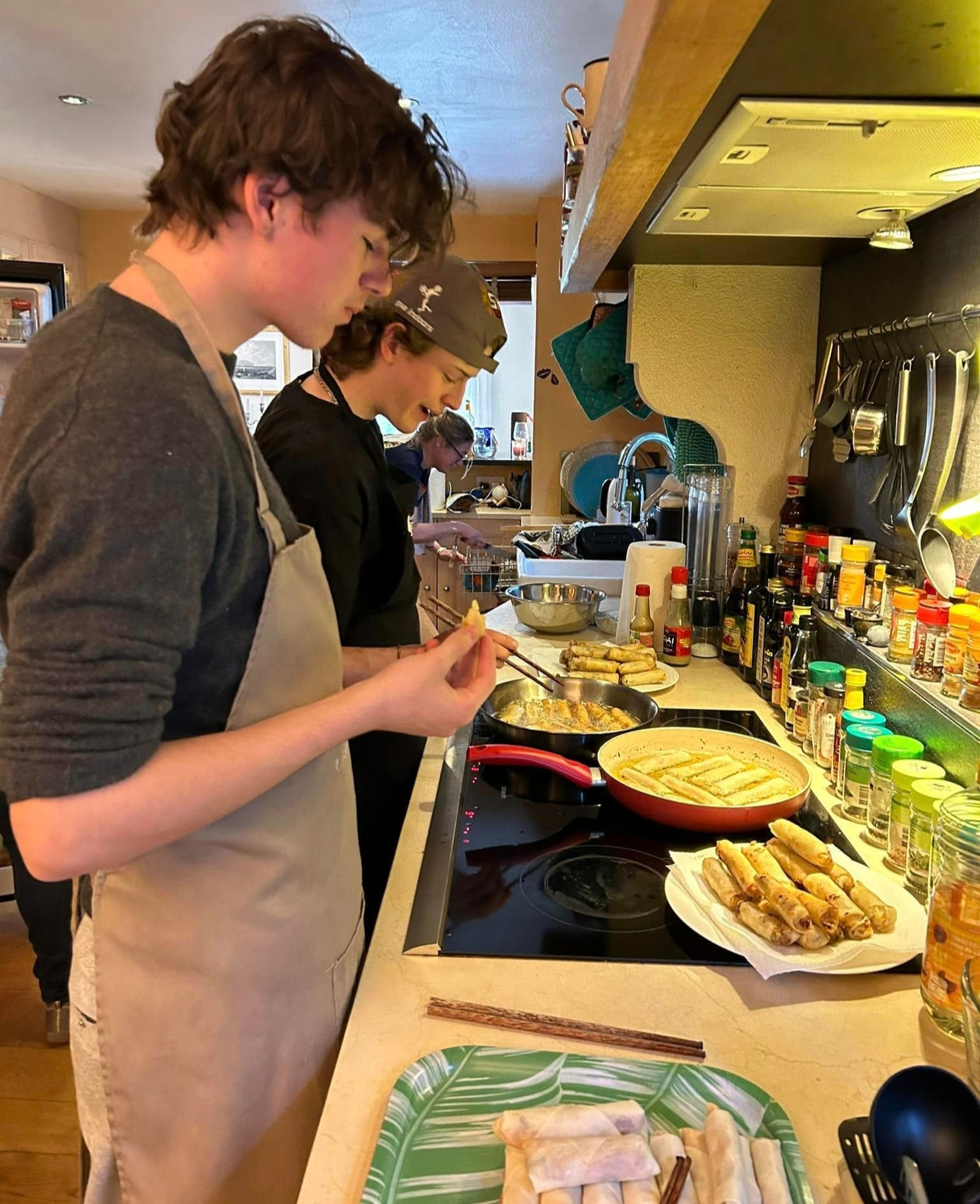 Gần đây chị còn nhận dạy nấu các món Việt cho khách nước ngoài.