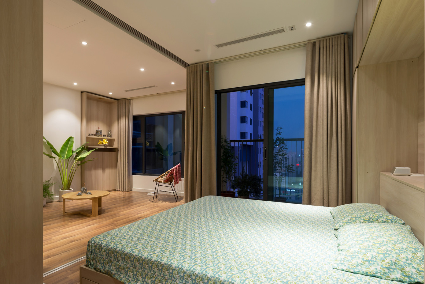 Thông qua dự án, nhóm thiết kế muốn mang đến một giải pháp đơn giản, để cải thiện không gian sống của các căn hộ thông thường tại Việt Nam, tạo ra một môi trường sống linh hoạt, phù hợp với lối sống hiện đại.