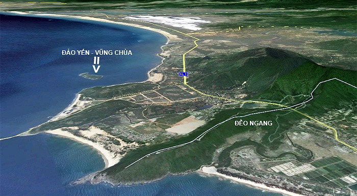 Đảo Yến nhìn từ phía Đèo Ngang