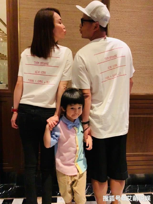 'Cặp đôi vàng' Lý Minh Thuận và Phạm Văn Phương kỷ niệm 10 năm ngày cưới ảnh 2