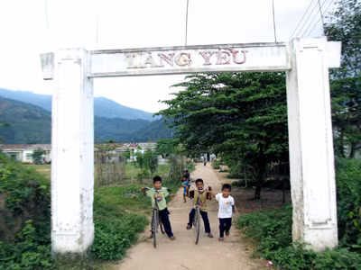 Làng Yều hôm nay. Ảnh: Nam Cường