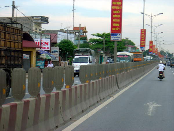 Ở gần trung tâm TP. Phủ Lý (tỉnh Hà Nam) thi bị đập ít.