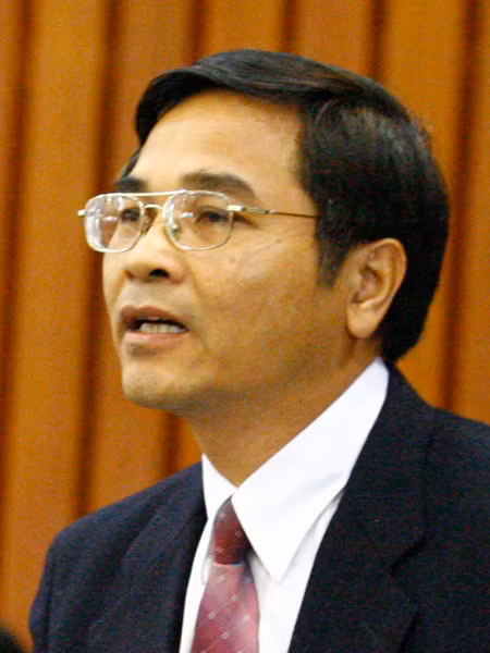 “Hiện nay UBKHCN&MT chưa có ý kiến chính thức, nhưng qua theo dõi chúng tôi có thể có công văn đề nghị các Bộ ngành liên quan vào cuộc một cách tích cực, chủ động hơn, cũng như yêu cầu các cơ quan này làm rõ nguyên nhân, trả lời để cử tri yên tâm” -TS Lê Bộ Lĩnh, Phó chủ nhiệm UBKHCN&MT của Quốc hội