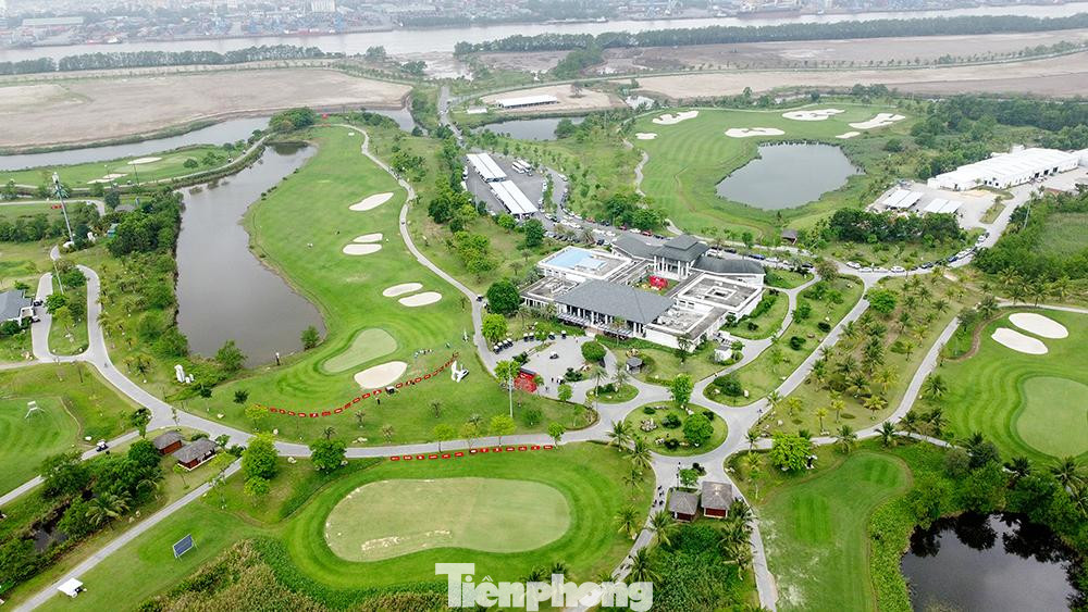 Một số hình ảnh nhìn từ trên cao toàn cảnh sân Vinpearl Golf Hải Phòng trong ngày khởi tranh Giải Golf Hải Phòng mở rộng - Cúp Hoa Phượng 2022.