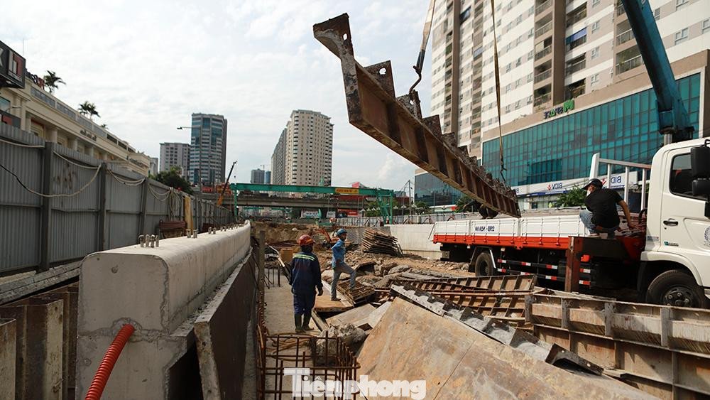 Hiện tại, giai đoạn 1 đã hoàn thành, giai đoạn 2 cũng đã thi công xong 3/5 đoạn hầm kín.