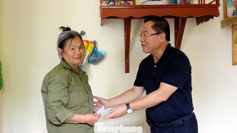 Nhân dịp Kỷ niệm 72 năm Ngày Truyền thống lực lượng TNXP (15/7/1950 -15/7/2022) và 75 năm Ngày Thương binh - Liệt sỹ (27/7/1947 - 27/7/2022). Báo Tiền Phong đã cũng các đơn vị đồng hành phối hợp cùngTỉnh đoàn, Hội Cựu Thanh niên Lào Cai và Lai Châu thăm hỏi, động viên những cựu TNXP có hoàn cảnh khó khăn.