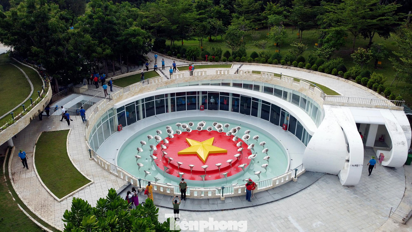 Một số hình ảnh tại Khu tưởng niệm chiến sĩ Gạc Ma tại xã Cam Hải Đông, huyện Cam Lâm, tỉnh Khánh Hòa.