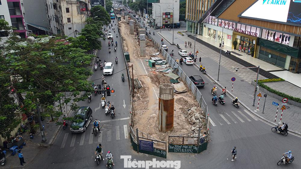 Công trình cầu vượt phía đường Phạm Ngọc Thạch nhìn từ trên cao.