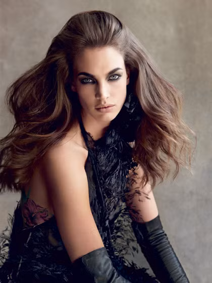 Tóc thả dịu dàng . Tóc thả dịu dàng