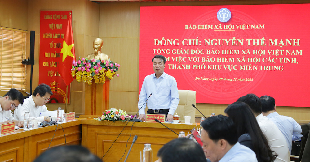 Tổng Giám đốc BHXH Việt Nam - Nguyễn Thế Mạnh làm việc trực tiếp với BHXH các địa phương để thúc đẩy hoàn thành nhiệm vụ năm 2023.