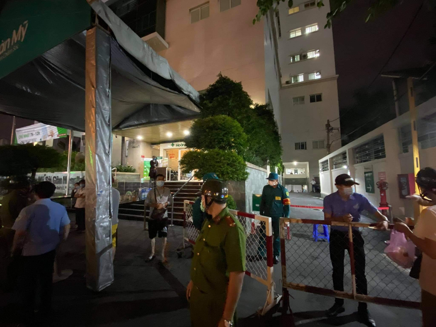  Bệnh viện Hoàn Mỹ Sài Gòn tạm thời ngưng nhận bệnh vì liên quan ca nghi mắc COVID-19 ảnh 2