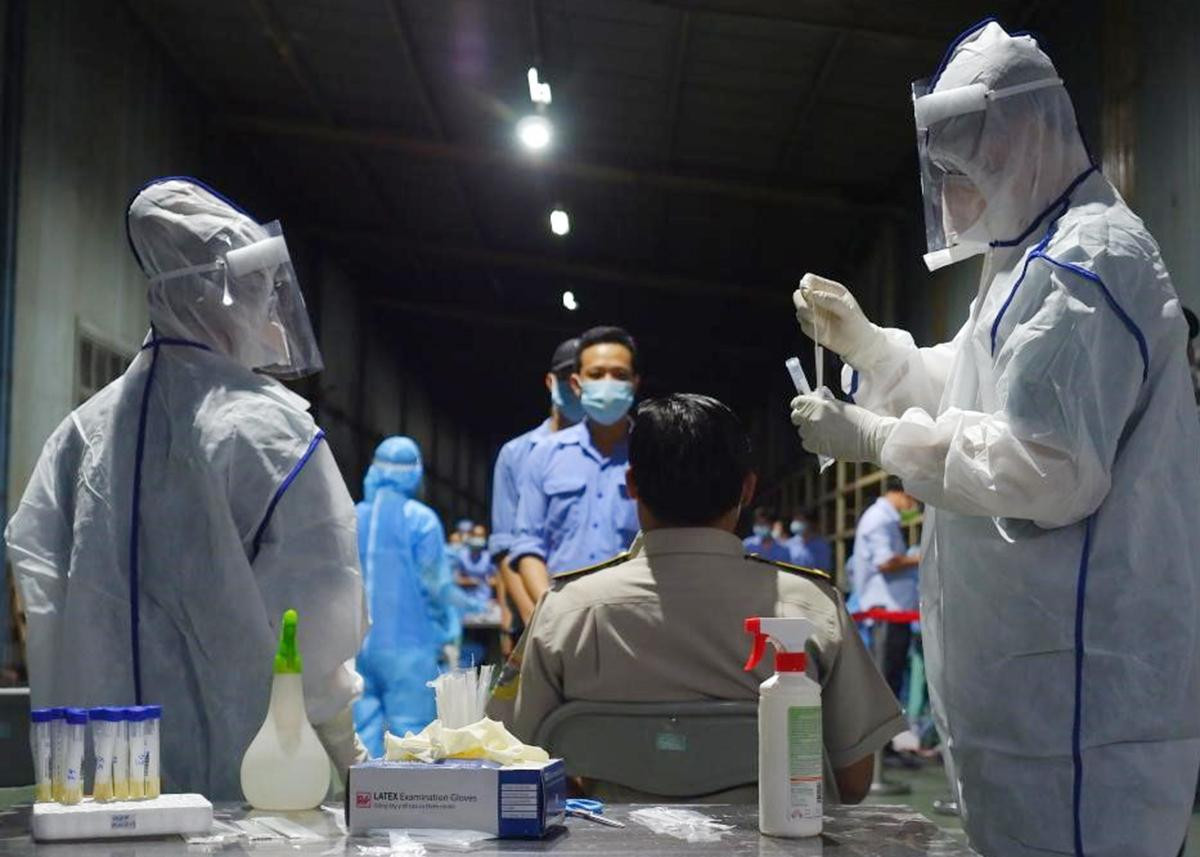 Ngành y tế khẩn trương truy vết các trường hợp liên quan.