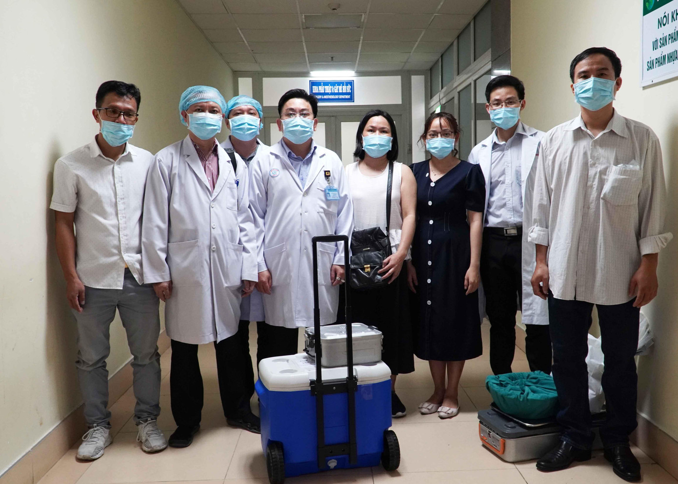 Tạng của người hiến được chuyển đến Bệnh viện Chợ Rẫy. Tạng của người hiến được chuyển đến Bệnh viện Chợ Rẫy.