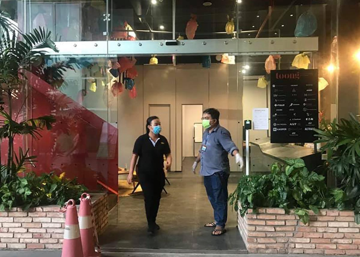 Lực lượng chức năng tại hiện trường.