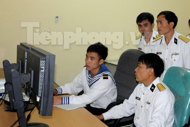 Quan sát mục tiêu trên màn hiện sóng