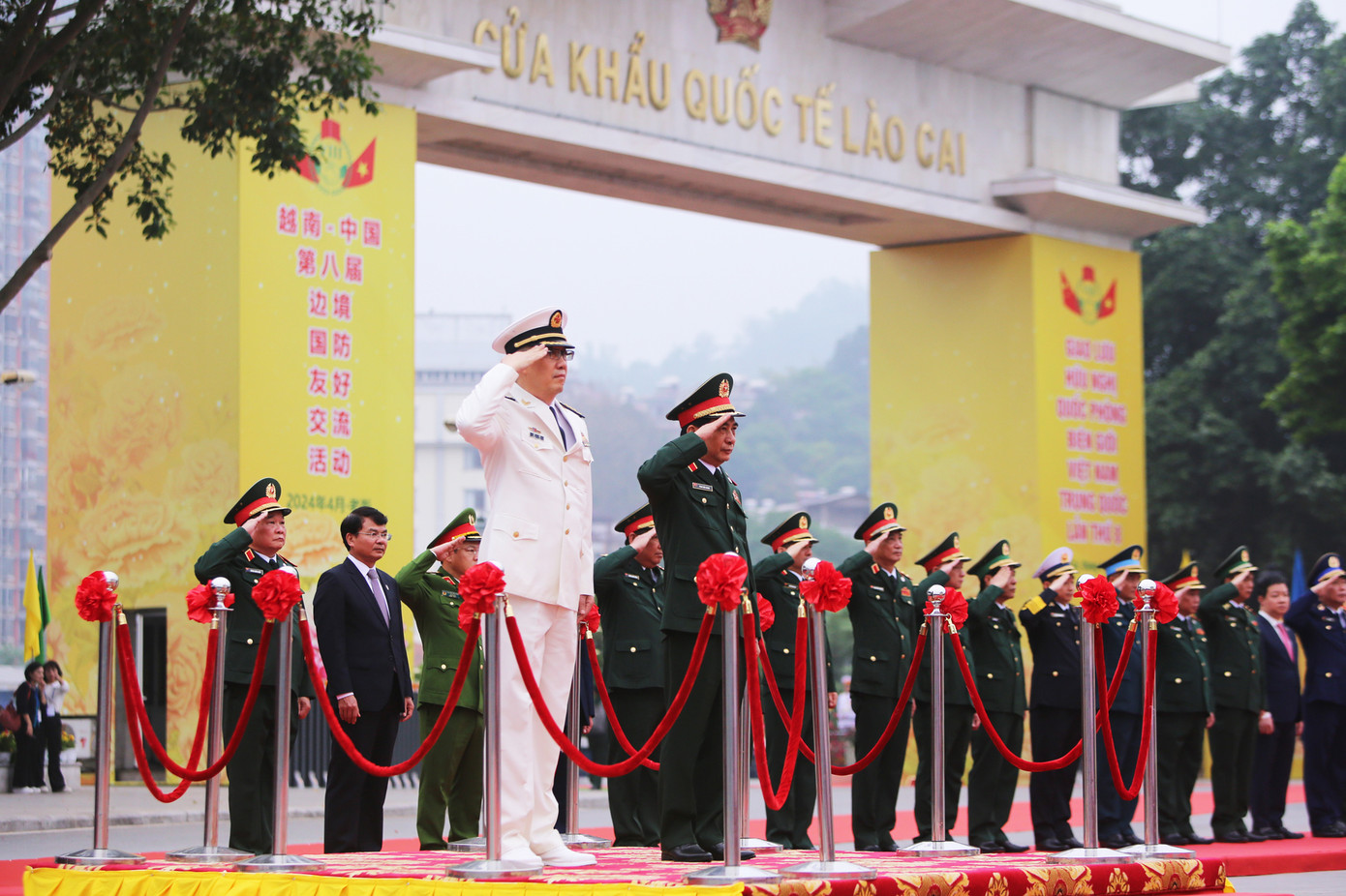 Giao lưu hữu nghị quốc phòng biên giới Việt Nam - Trung Quốc lần thứ 8 góp phần cụ thể hóa Tuyên bố chung Việt Nam-Trung Quốc về việc tiếp tục làm sâu sắc và nâng tầm quan hệ đối tác hợp tác chiến lược toàn diện, xây dựng cộng đồng chia sẻ tương lai Việt Nam - Trung Quốc có ý nghĩa chiến lược trong chuyến thăm cấp Nhà nước đến Việt Nam của Tổng Bí thư, Chủ tịch Trung Quốc Tập Cận Bình vào tháng 12/2023.