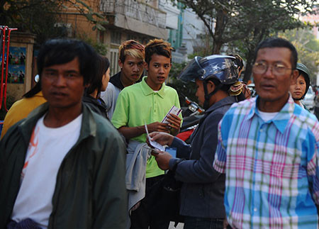 Người dân Myanmar tỏ ra rất quan tâm đến bóng đá nữ 