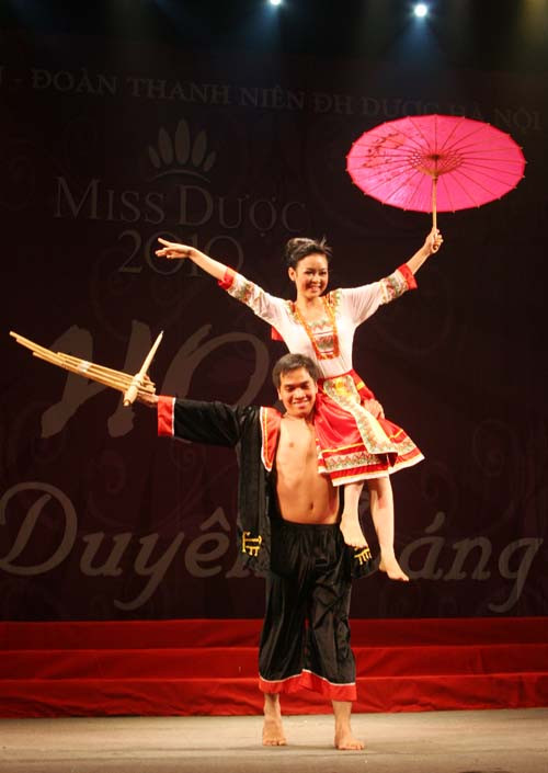 Khán giả được gặp những vẻ đẹp của các sắc màu văn hóa dân tộc trong đêm Chung kết