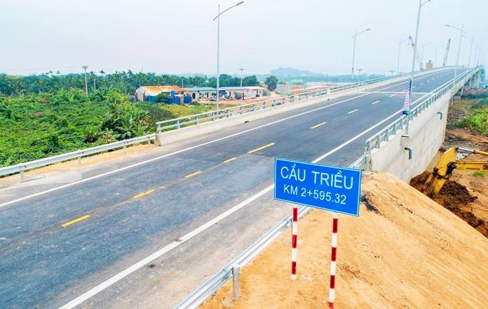 Cầu Triều và đường dẫn nối QL18 (TX. Đông Triều, Quảng Ninh) với đường tỉnh 389 (TX. Kinh Môn, Hải Dương)