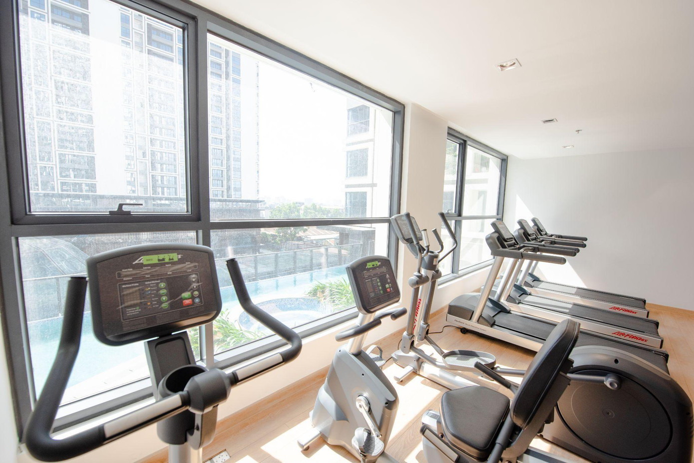 Trang thiết bị, máy móc, thiết bị tại phòng tập gym được đầu tư hiện đại, chất lượng