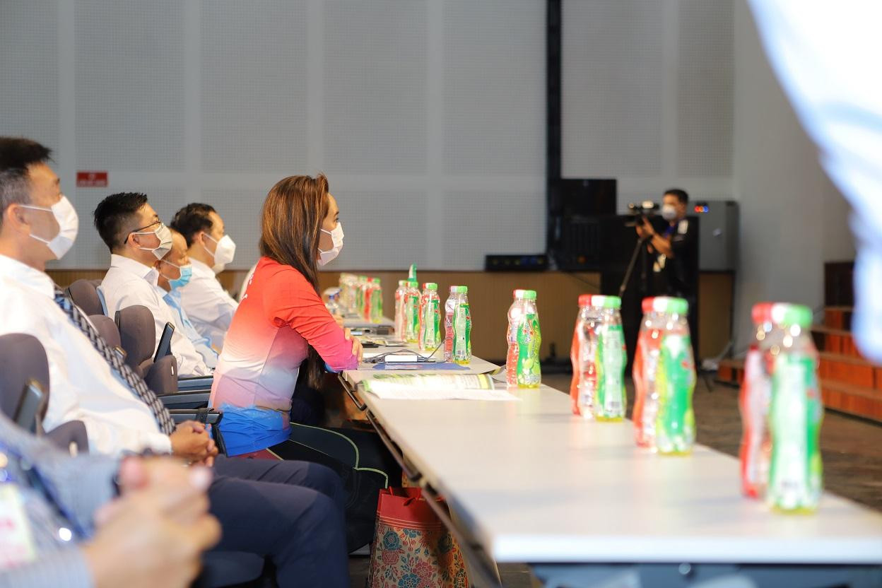 Buổi họp báo diễn ra ngắn gọn để đảm bảo công tác phòng chống dịch