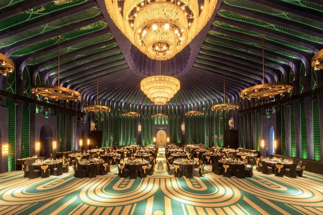 Siêu Ballroom tại Sun Signature Gallery là sự kết hợp hoàn hảo của nghệ thuật kiến trúc cổ điển và hệ thống âm thanh tiêu chuẩn quốc tế