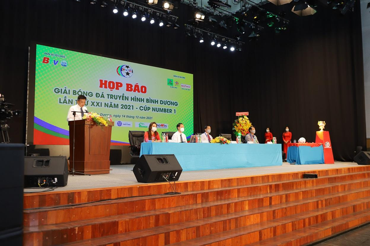 Giải bóng đá truyền hình Bình Dương – Cup Number 1 đã chính thức trở lại phục vụ khán giả