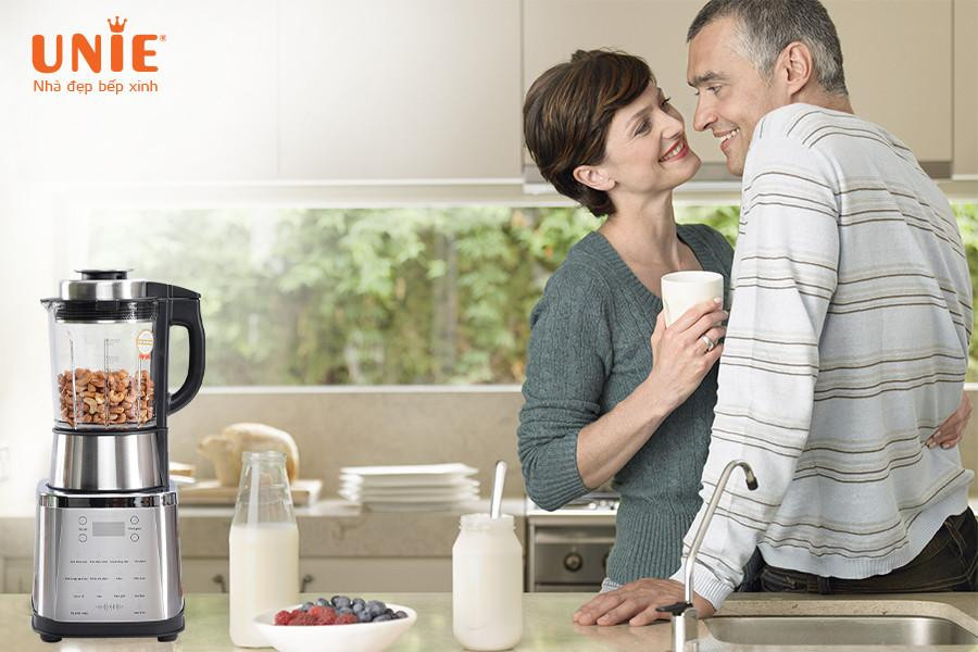 Sữa hạt rất tốt cho sức khỏe người cao tuổi Sữa hạt rất tốt cho sức khỏe người cao tuổi