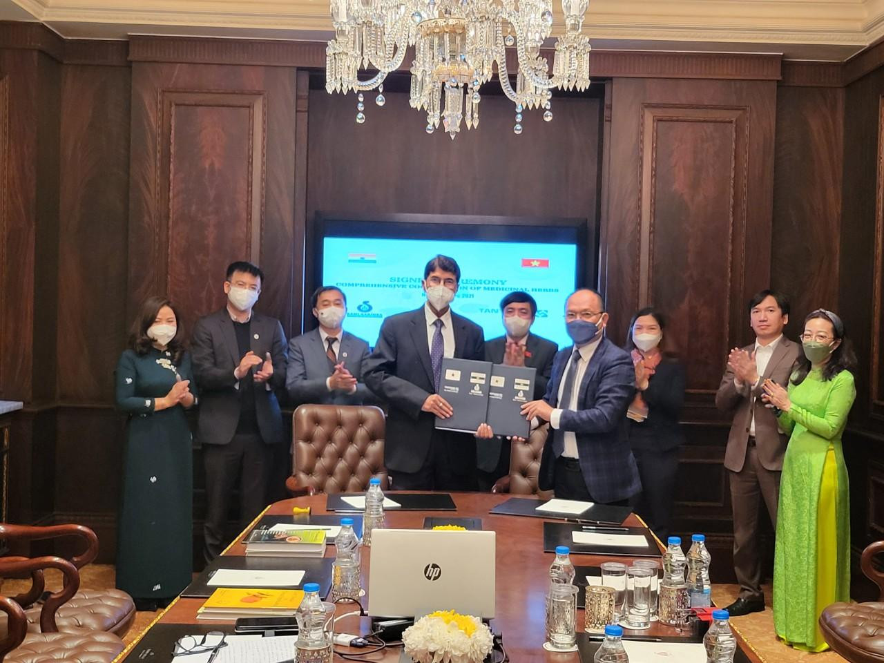 Tân Thành Holdings sẽ trở thành nhà cung cấp nguyên liệu dược phẩm cho Tập đoàn Sami - Sabinsa