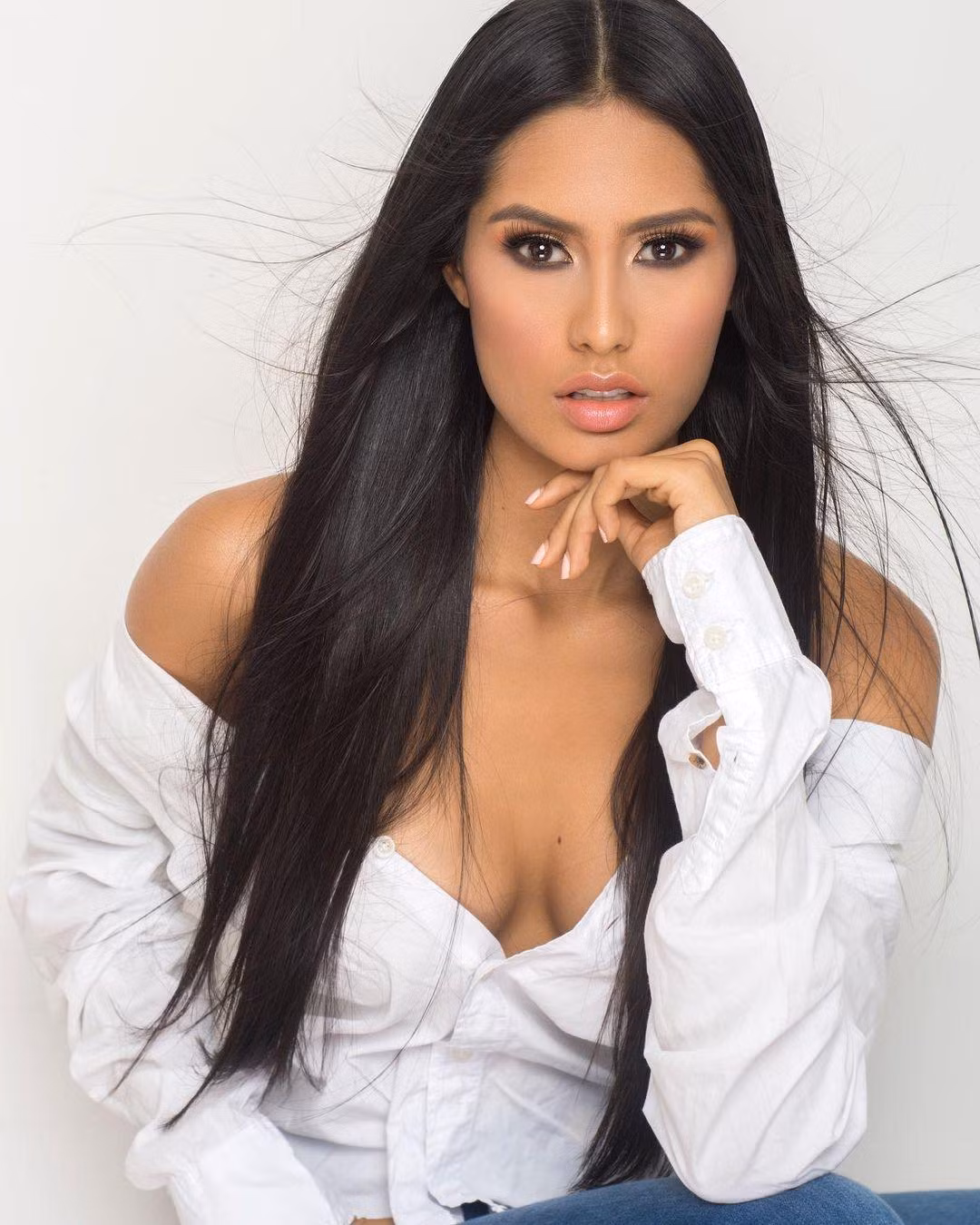 Mới đây, BTC cuộc thi Miss Supranational Colombia đã bổ nhiệm người đẹp Valentina Aldana trở thành tân Hoa hậu Siêu quốc gia Colombia 2021.