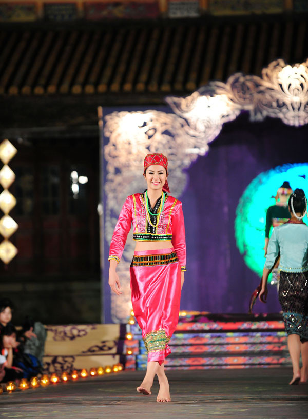 Ngọc Hân nổi bật trong 'Đêm phương Đông' huyền bí ảnh 9