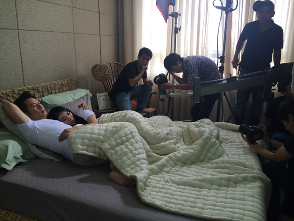 Những hình ảnh của Bằng Kiều và Linh Chi trong MV mới ảnh 8