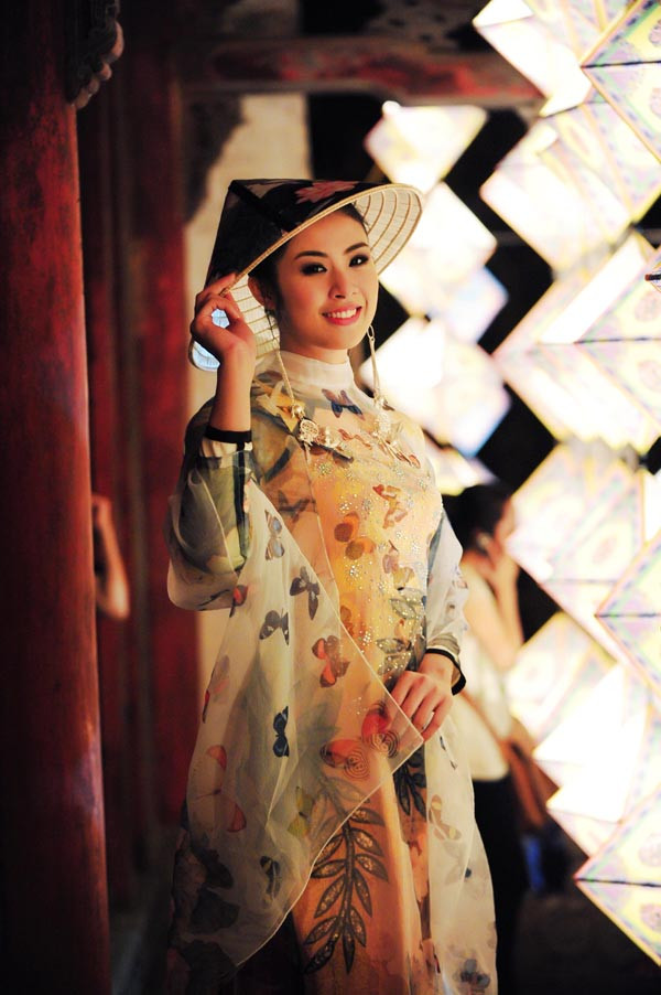 Ngọc Hân nổi bật trong 'Đêm phương Đông' huyền bí ảnh 1