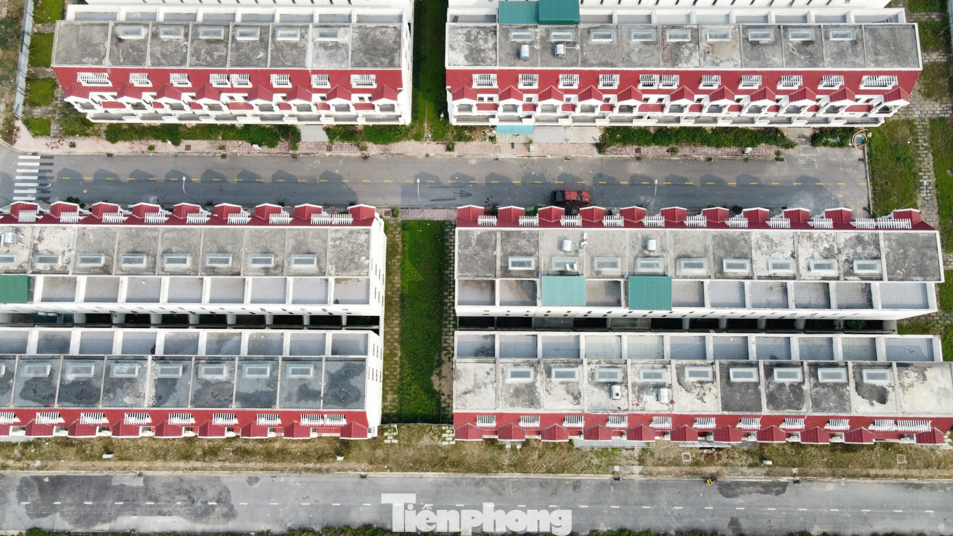 Trong khi đó, đại diện chủ đầu tư cho biết đang phối hợp với cơ quan chức năng tỉnh Bắc Ninh để khắc phục những tồn tại, vi phạm theo kết luận của Thanh tra tỉnh.