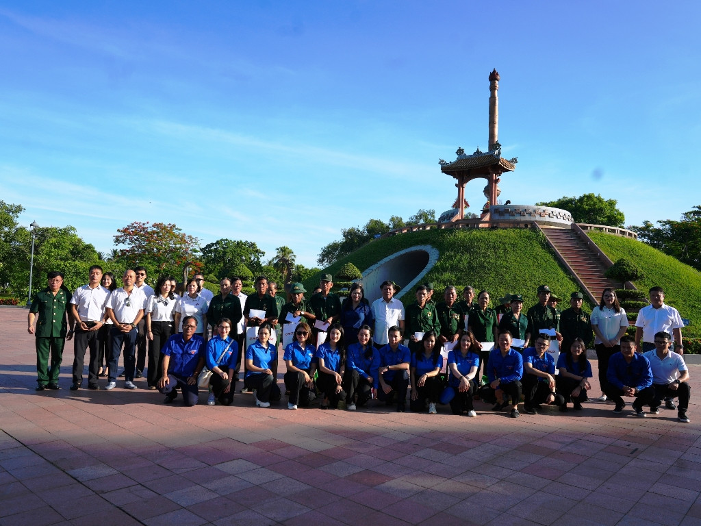 ROX Group khởi động hành trình tháng 7 tri ân ảnh 6