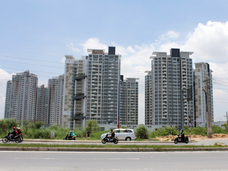 Thị trường TP HCM có nhiều số liệu hàng tồn kho khác nhau như một ma trận. Ảnh: Vũ Lê