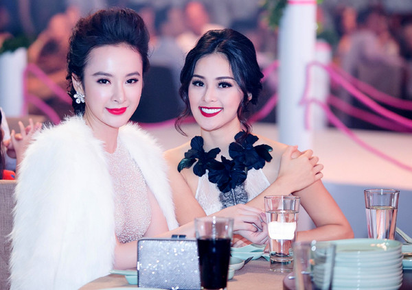 Angela Phương Trinh 'đụng hàng' váy gây bão Hà Hồ ảnh 7